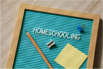 homeschooling web image 360x240 squeakysquirrelschoolhouse.com